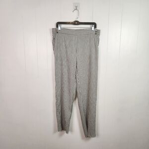 MaxMara Stripe Seersucker Ankle Cropped Pants Trousers Nautical Size 12 42